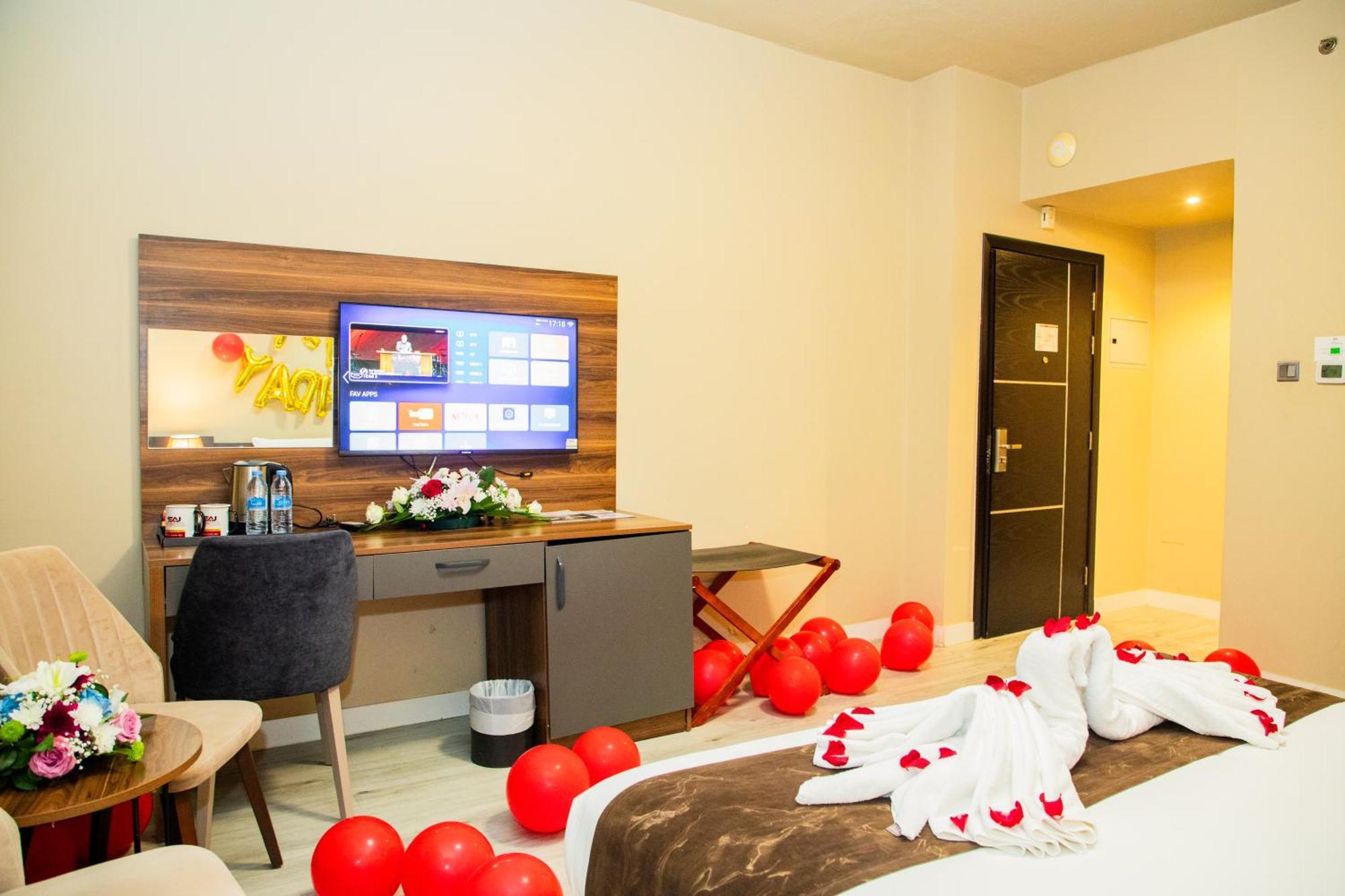 The Saj Hotel 아지만 외부 사진